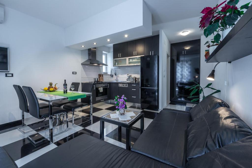 Kuchyňa alebo kuchynka v ubytovaní Apartment Giorgio