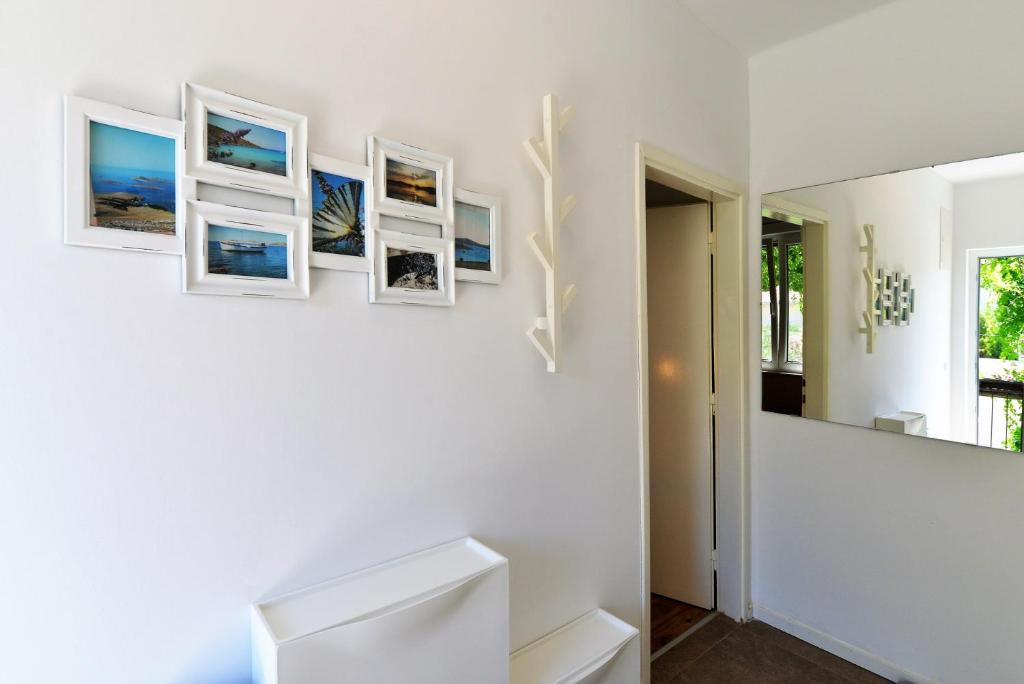Fotografia z galérie ubytovania Beach apartment VAMI with sea view v Murteri