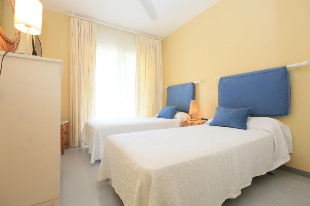 Apartamento Golf Sant Jordi en Cambrils 15057 Family complex ...
