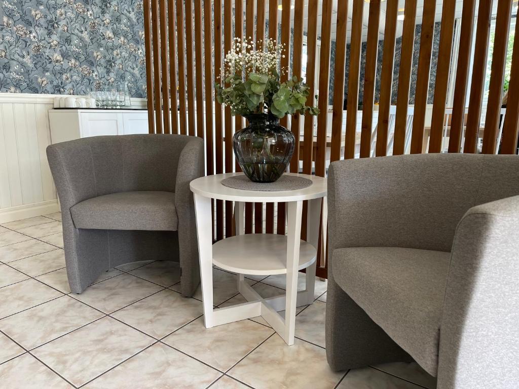 Posezení v ubytování Hotell Luspen