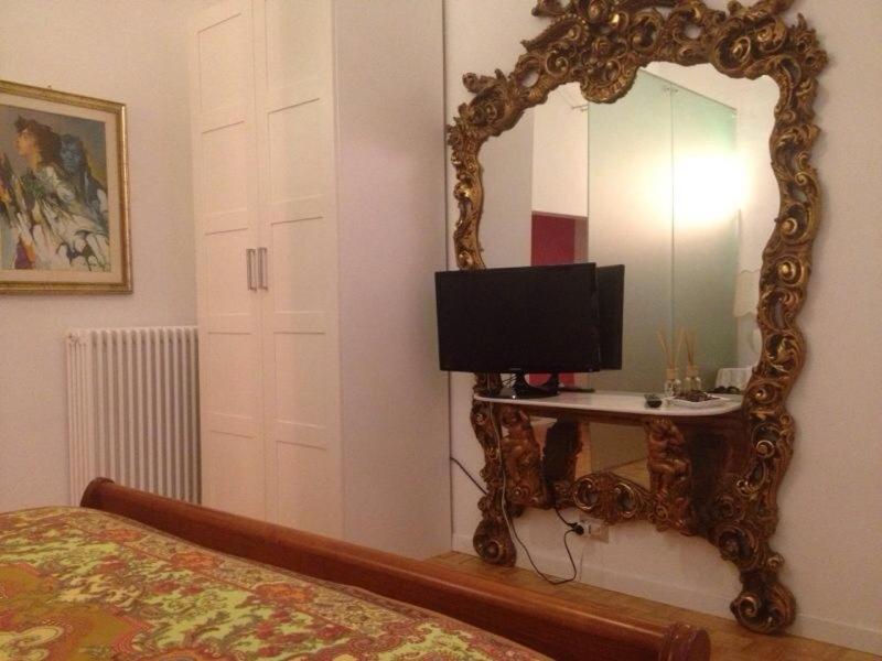 TV a/nebo společenská místnost v ubytování Bed&Breakfast JSuite