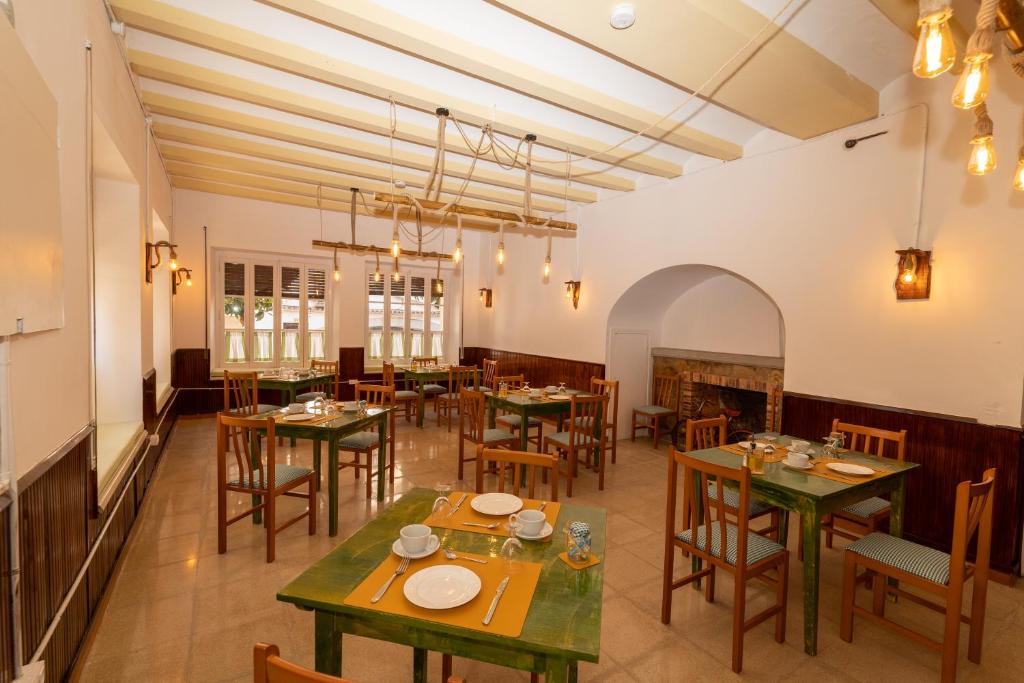 Restaurace v ubytování P&R hostals Can Tort