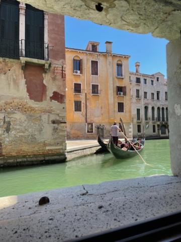Gallery image of San Marco apartment with CANAL VIEW in Venice