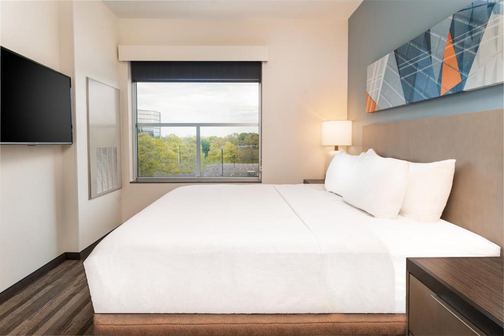 Hyatt House Nashville Airport photo