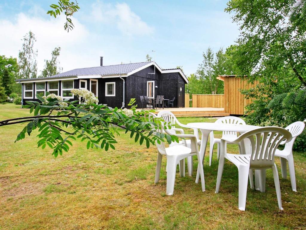 Zahrada ubytování Holiday home Hals IX