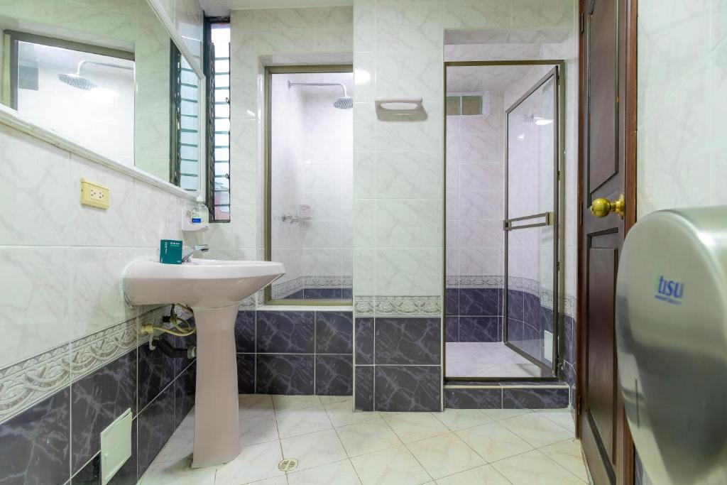 Koupelna v ubytování Hotel Ayenda Normandy