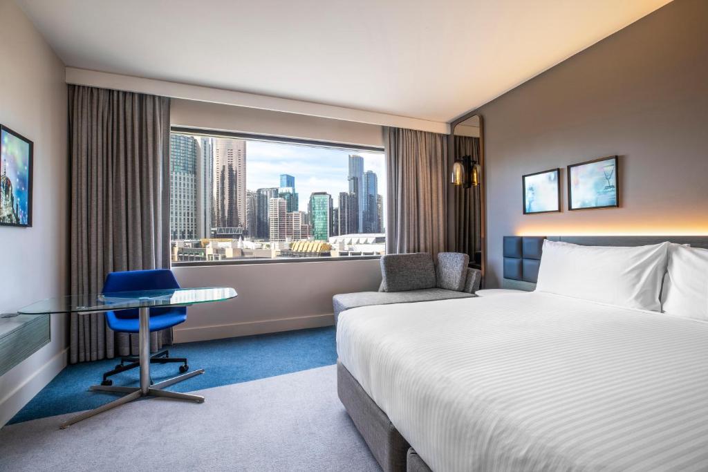Crowne Plaza Melbourne by IHG - Resim 2