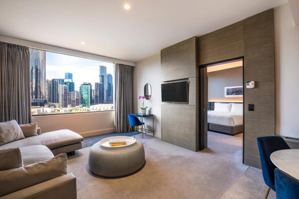 Crowne Plaza Melbourne by IHG - Resim 8