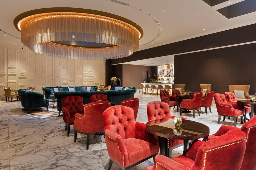 A seating area at Áurea Ana Palace by Eurostars Hotel Company