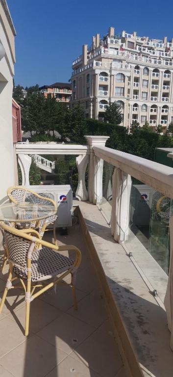 A balcony or terrace at La Mer Residence