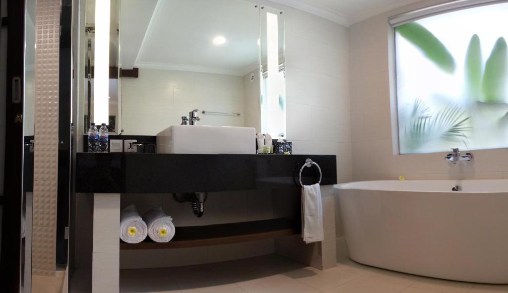 Hotel Melamun - Double Room With Pool View