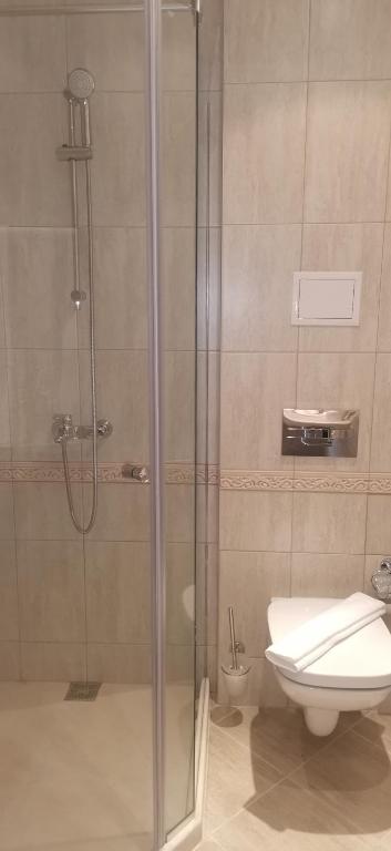 A bathroom at La Mer Residence