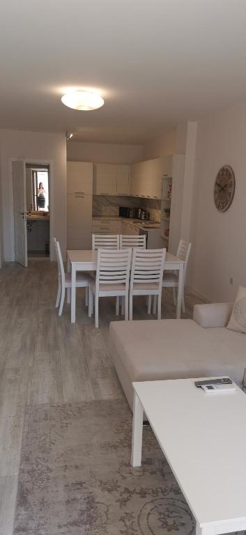 A kitchen or kitchenette at La Mer Residence