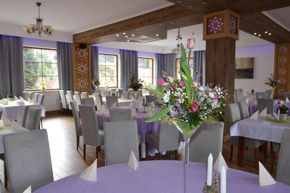 Restaurace v ubytování Kompleks Zagroń Istebna