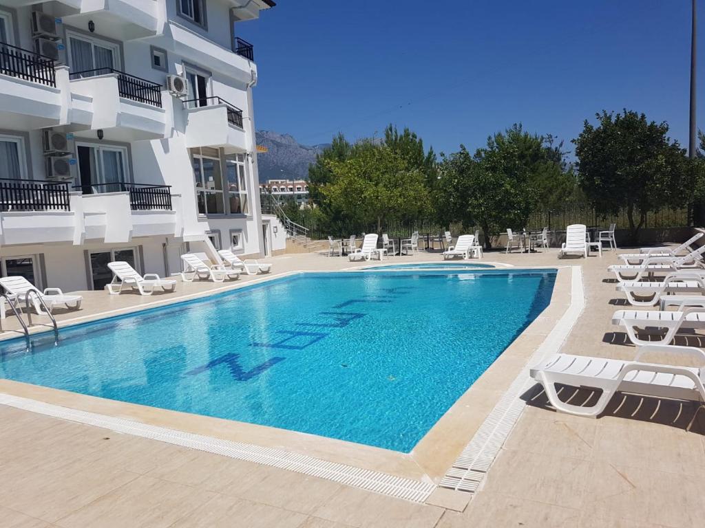 Bazén v ubytování Elijah Hotel nebo v jeho okolí