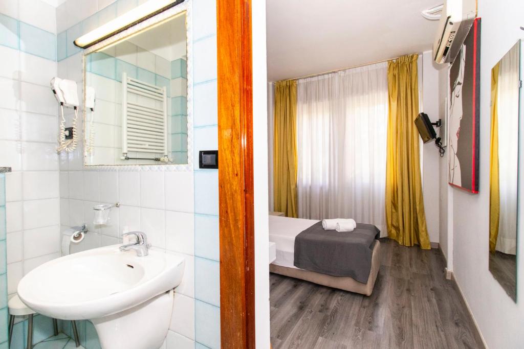 Koupelna v ubytování Hotel Cristallo Torino
