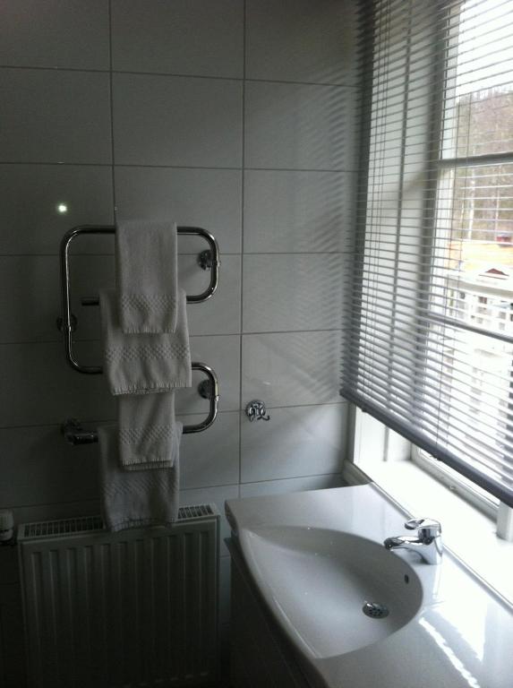 Ванная комната в Strandås B&B