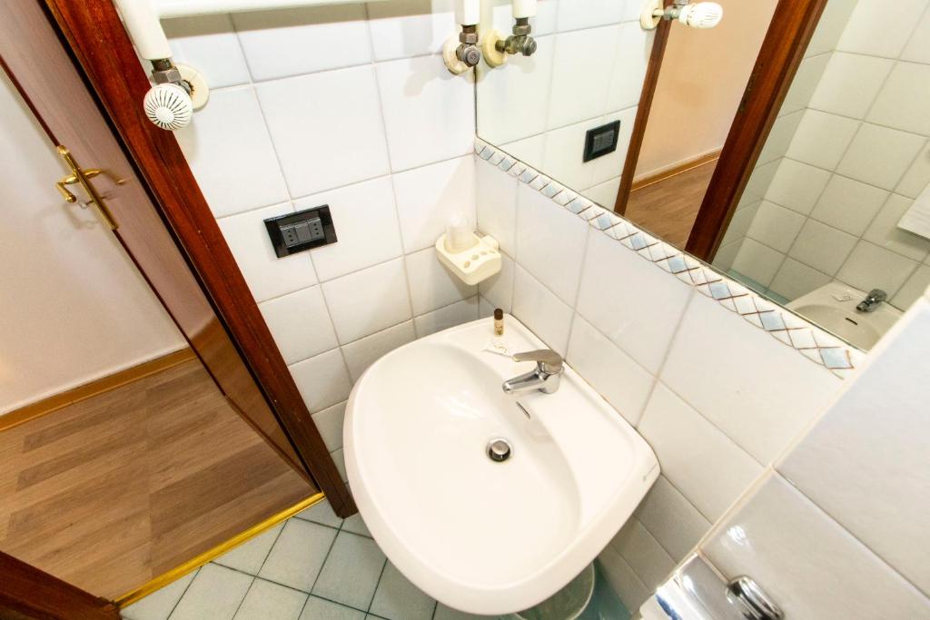 Koupelna v ubytování Hotel Cristallo Torino