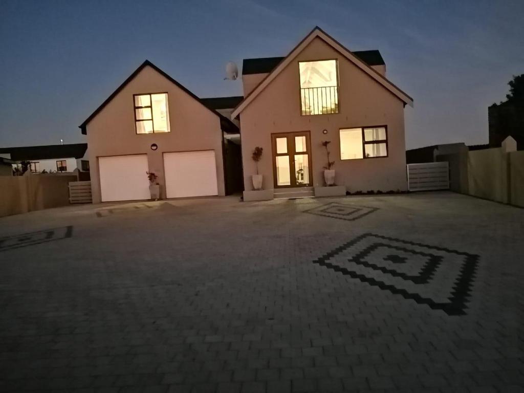 The Gables Grotto Bay, Grotto Bay (updated prices 2024)