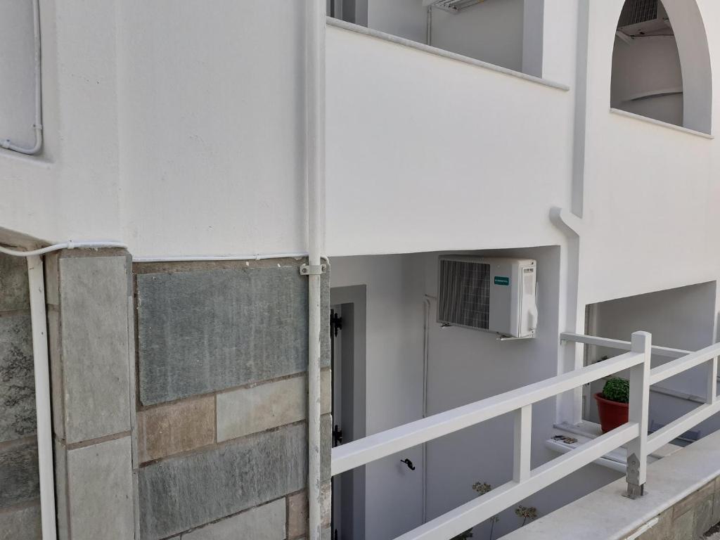 simos luxury apartments - Budget Double Or Twin Room