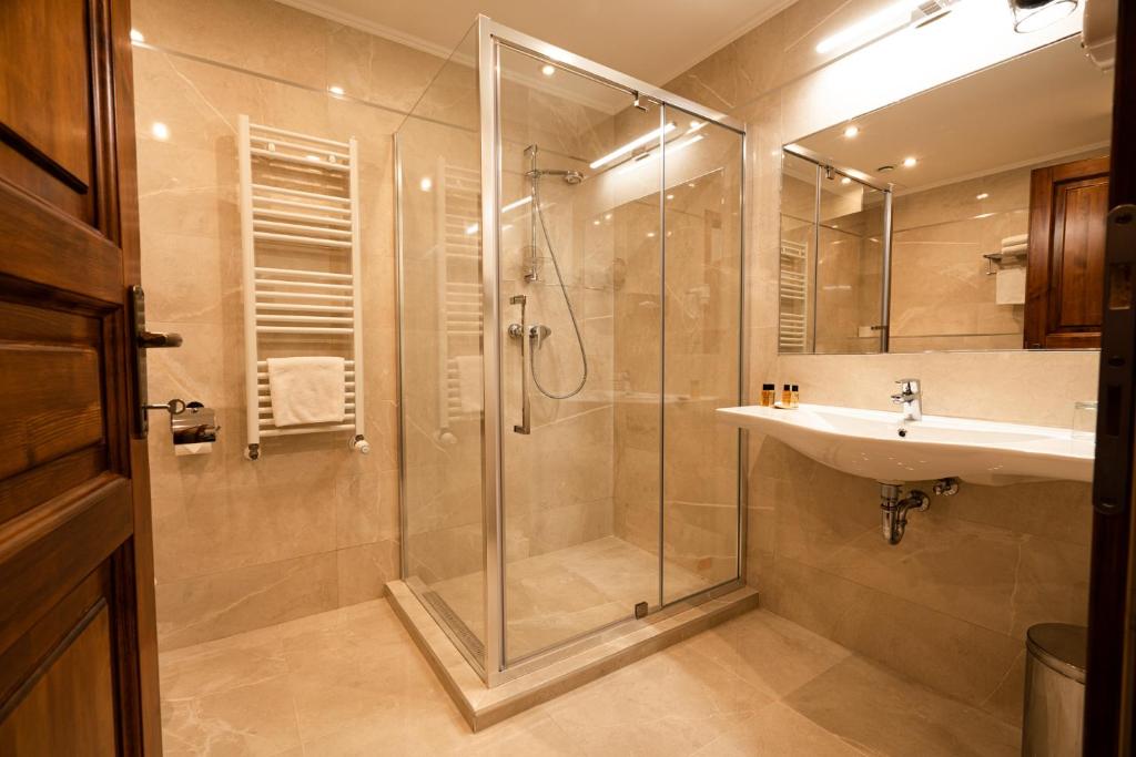 Kúpeľňa v ubytovaní Elizabeth Hotel