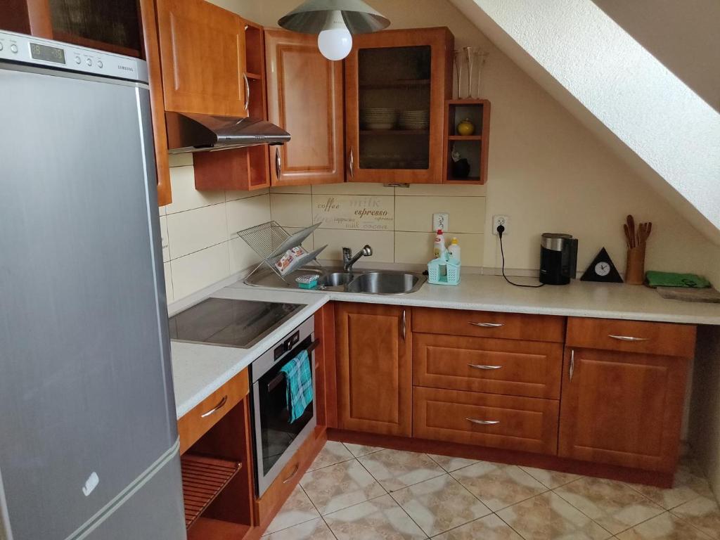 Kuchyňa alebo kuchynka v ubytovaní Mieszkanie / Apartament centrum blisko szlaków i wyciągów !!!