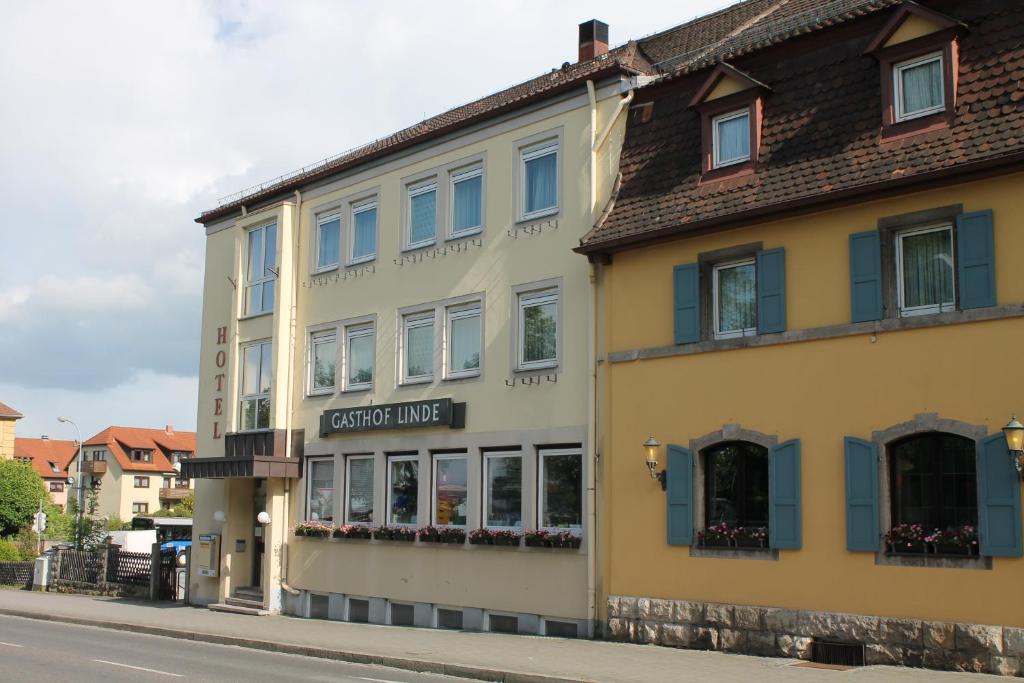 a building on the side of a street at Hotel Gasthof zur Linde in Rothenburg ob der Tauber