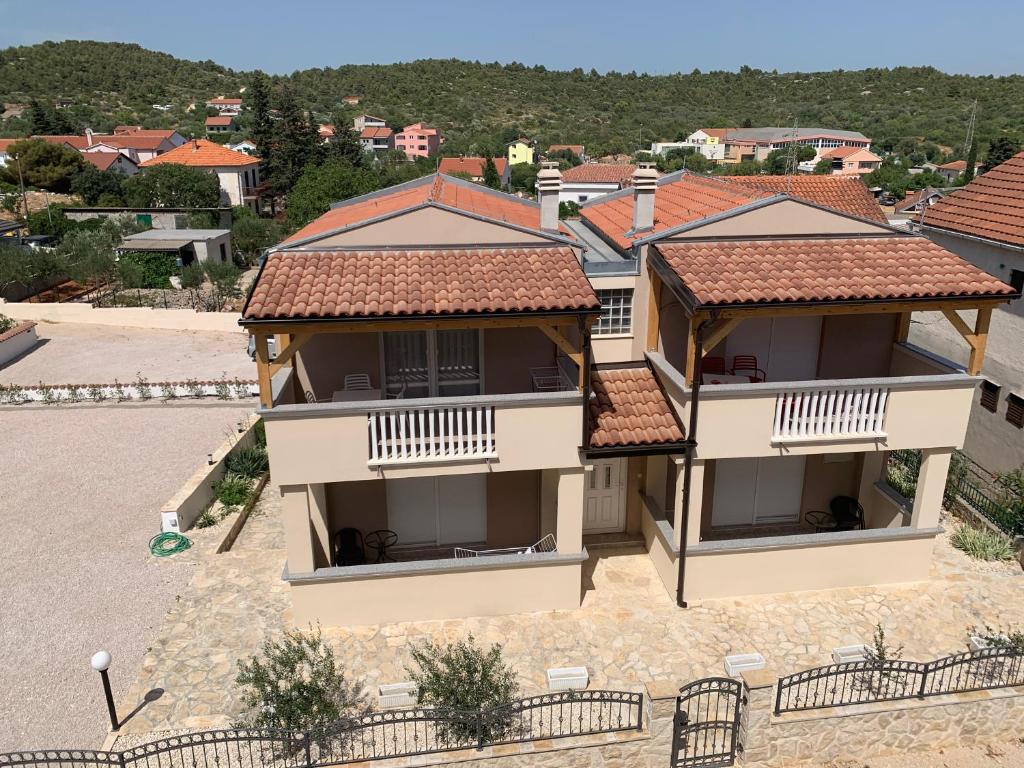 an aerial view of a house at Apartments Mais Tisno in Tisno
