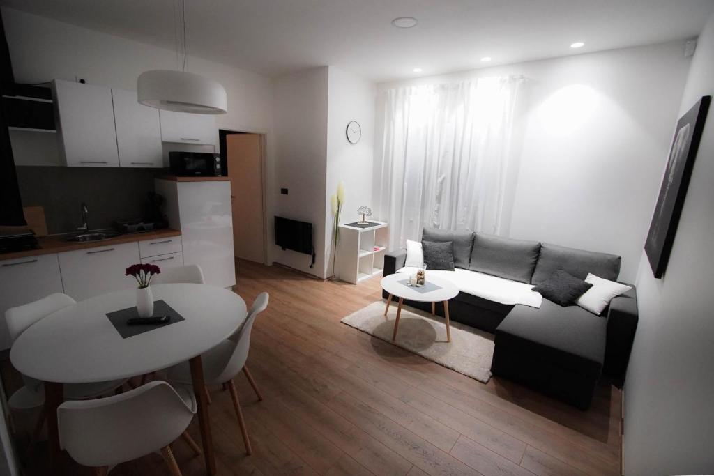 4TREES Airport Apartments and Rooms - 15