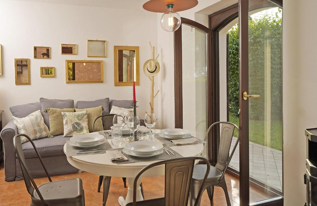 Zdjęcie z galerii obiektu Villa Bouganville w mieście Toscolano Maderno