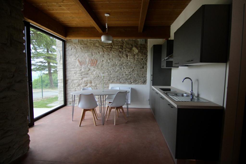 Kuchyň nebo kuchyňský kout v ubytování Relais Mevigo - Casa Pietra