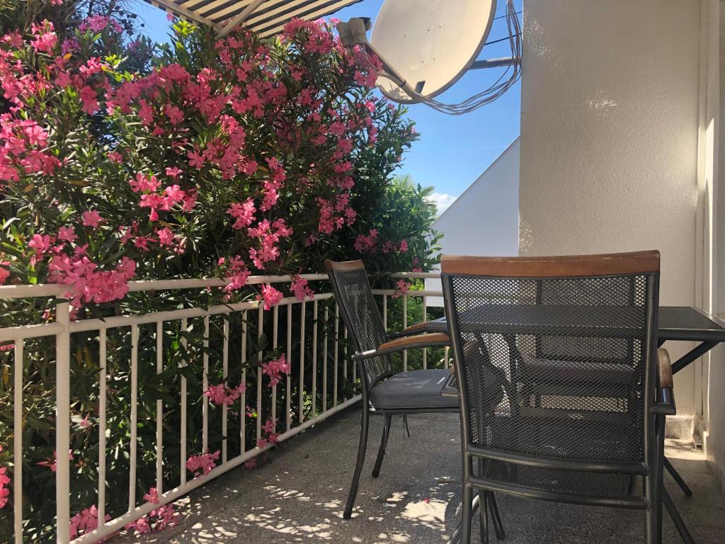 Balkón nebo terasa v ubytování Apartmani Focic