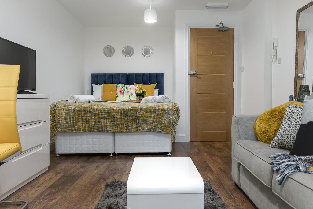 KVM - City Apartments - Contractors - Town Centre by KVM Stays - 