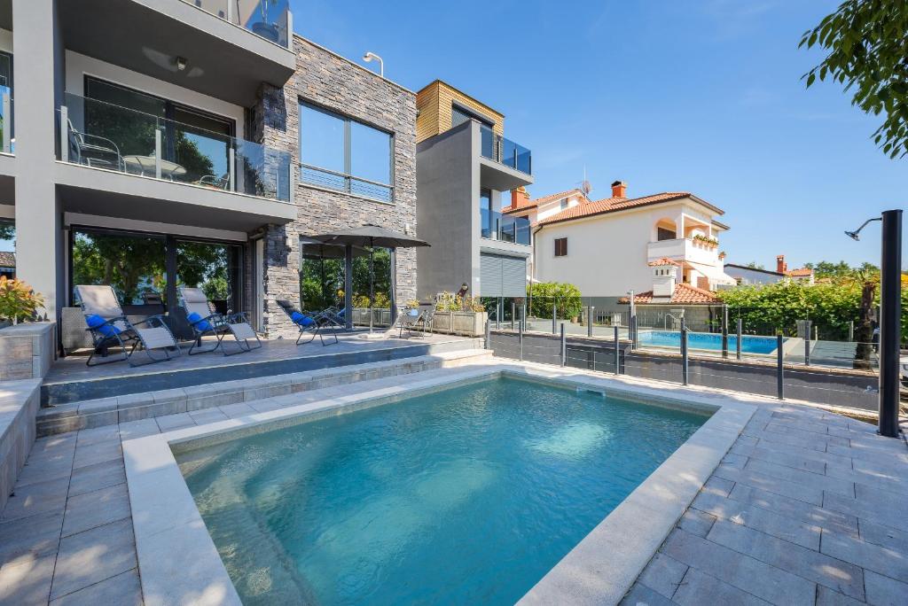 Bazén v ubytování Apartment Monika with private pool in Porec nebo v jeho okolí