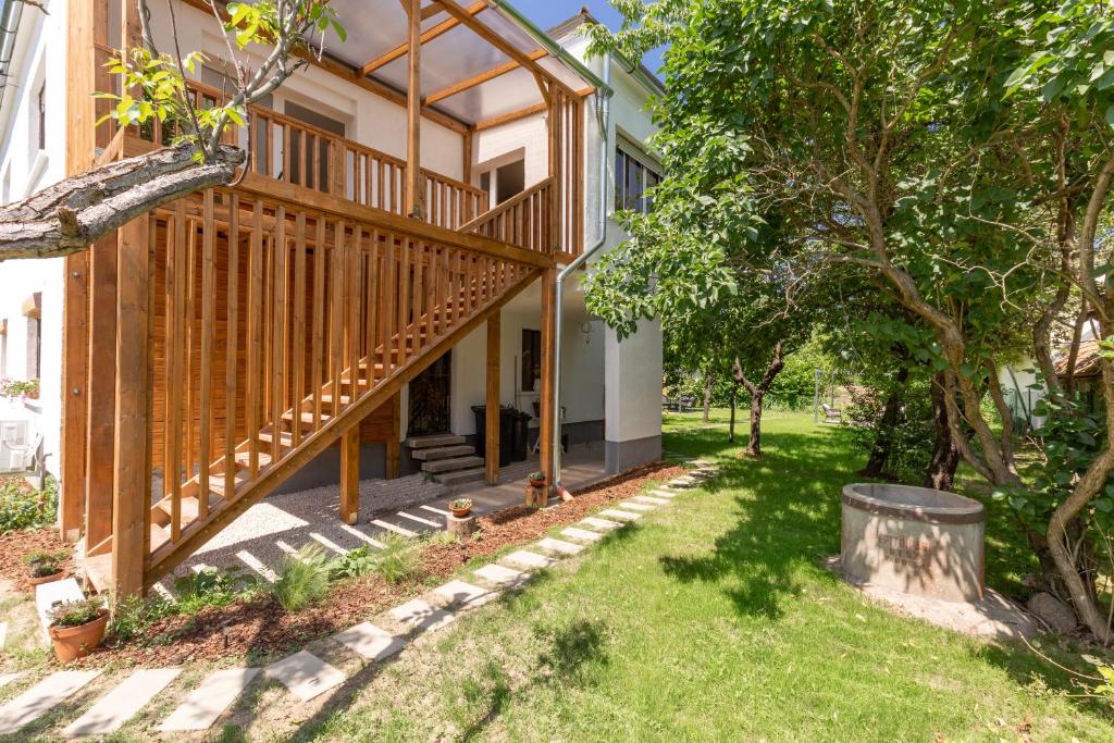 Zahrada ubytování Kalia Apartmanok