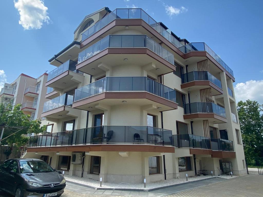 Curated visual reference: Gallery Detail: Marisol Luxury View Paradise Apartments Kranevo Updated Prices 2026