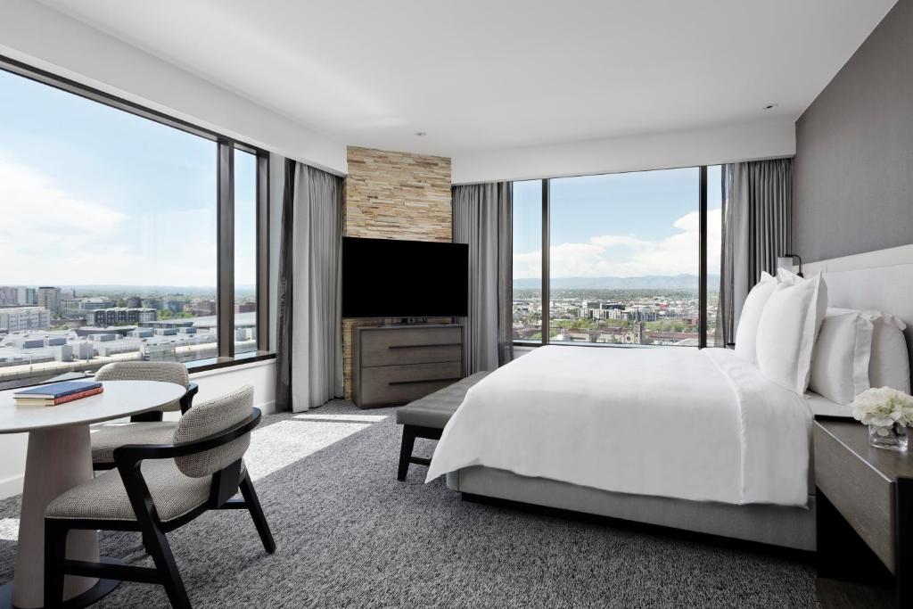 Four Seasons Hotel Denver - 