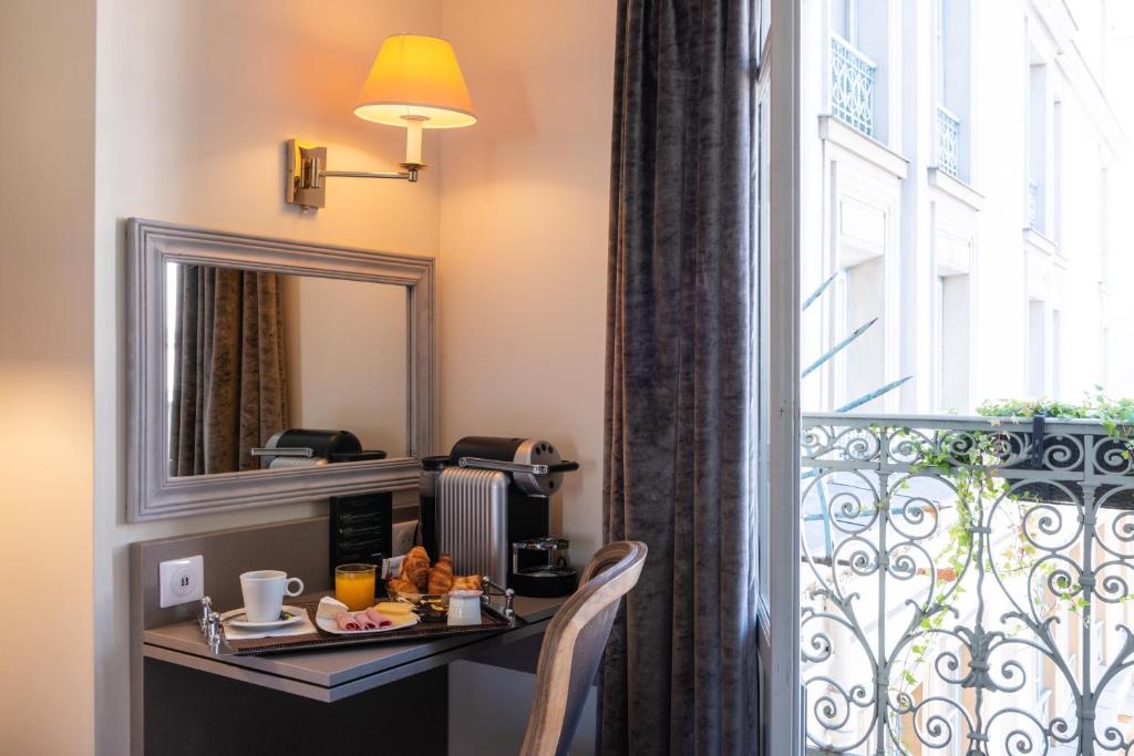 Hôtel Aston Paris - Resim 5