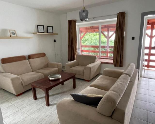 Posedenie v ubytovaní BONI Apartman