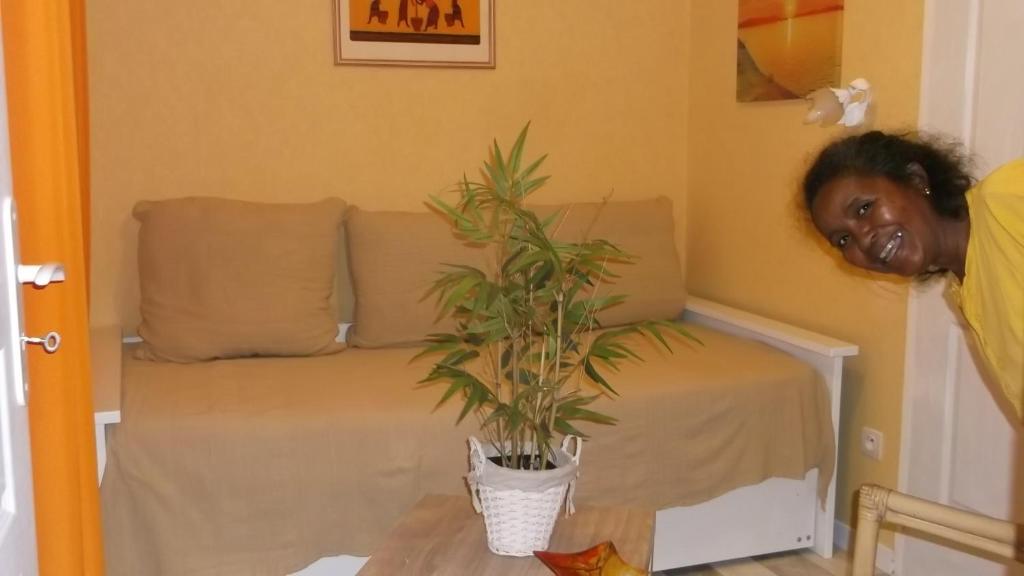 Alain et Flo - Double Room With Private Bathroom