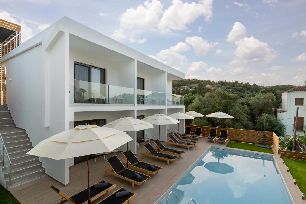 Bazén v ubytovaní Sigma Luxury Rooms alebo v jeho blízkosti