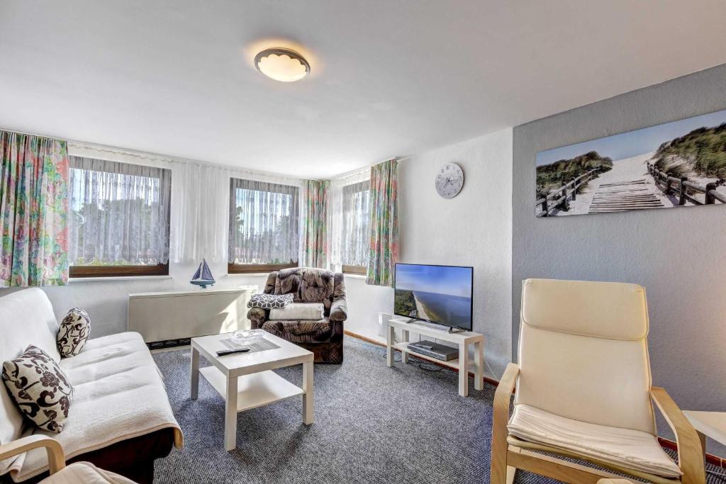 Karlshagen_ Haus Boettcher - Two-Bedroom Apartment
