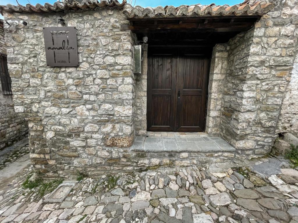 Φωτογραφία από το άλμπουμ του Amalia Hotel σε Berat