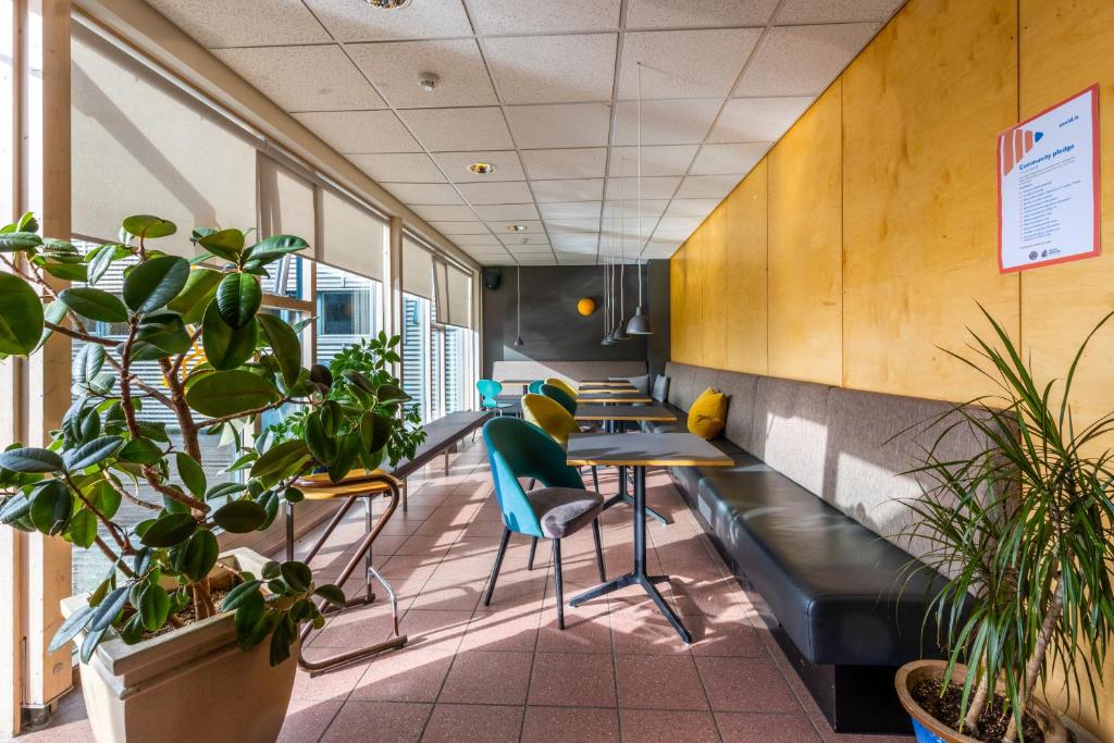 Posezení v ubytování Dalur - HI Eco Hostel