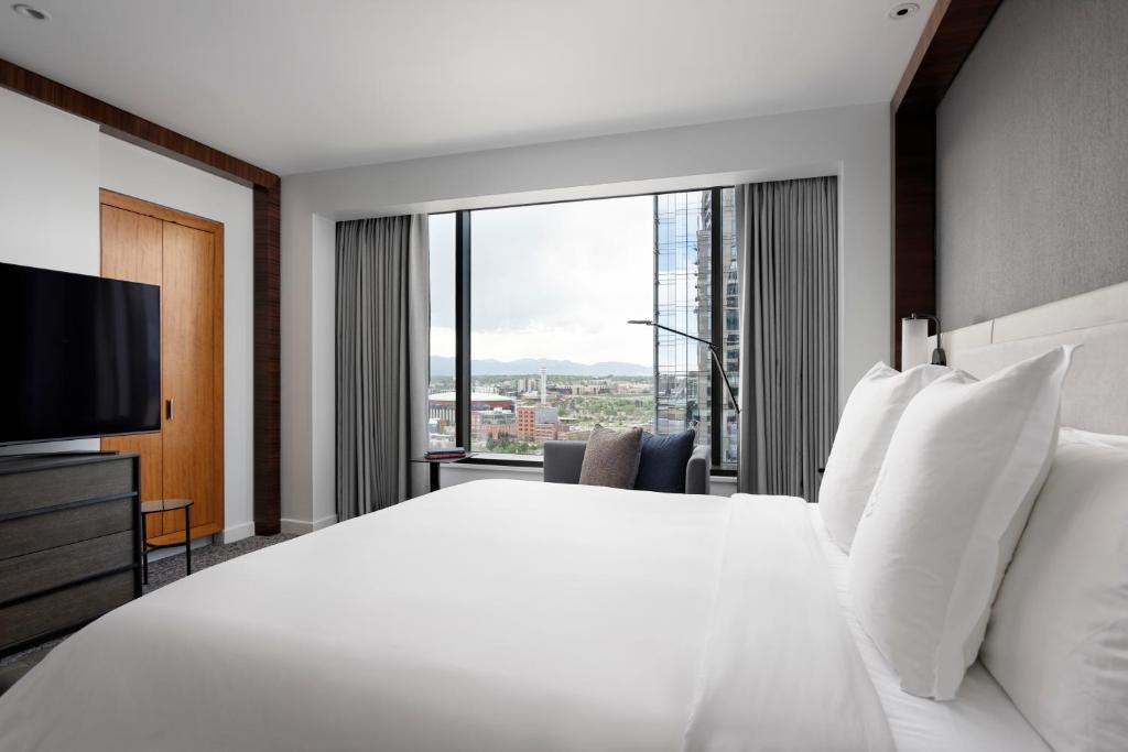 Four Seasons Hotel Denver - 