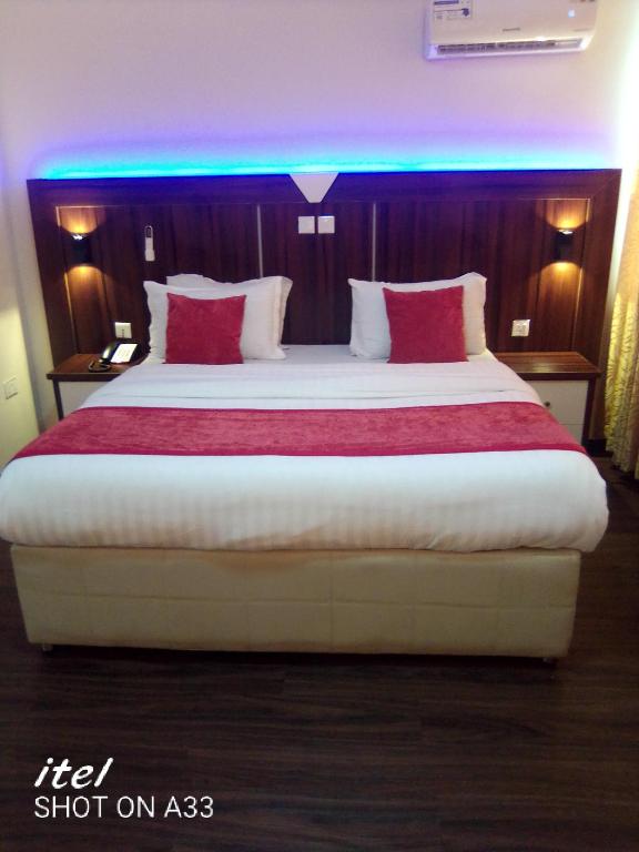 Postel nebo postele na pokoji v ubytování Citilodge Hotel