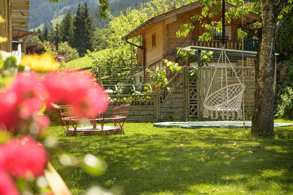 Vonkajšia záhrada v ubytovaní Alpen-Nest Großarl