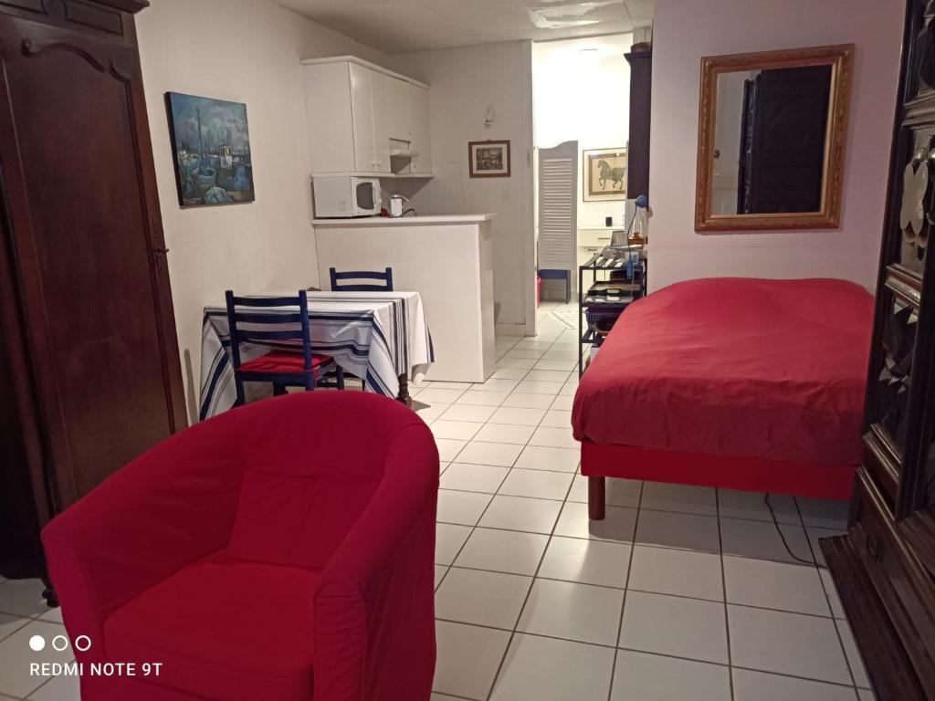 Appartement Saint-Jean-de-Luz, 1 pièce, 3 personnes - FR-1-488-30