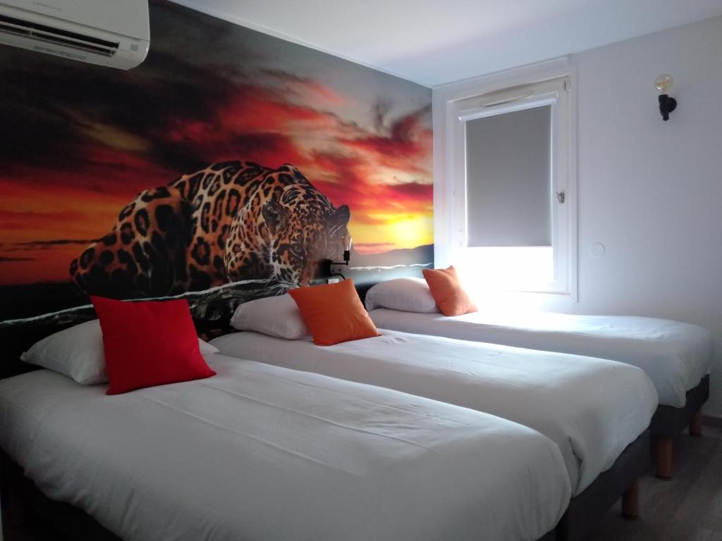 Postel nebo postele na pokoji v ubytování Urban Style Arl HOTEL