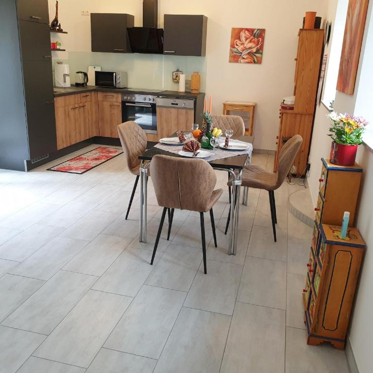 Kuchyň nebo kuchyňský kout v ubytování Ferienhaus Kir